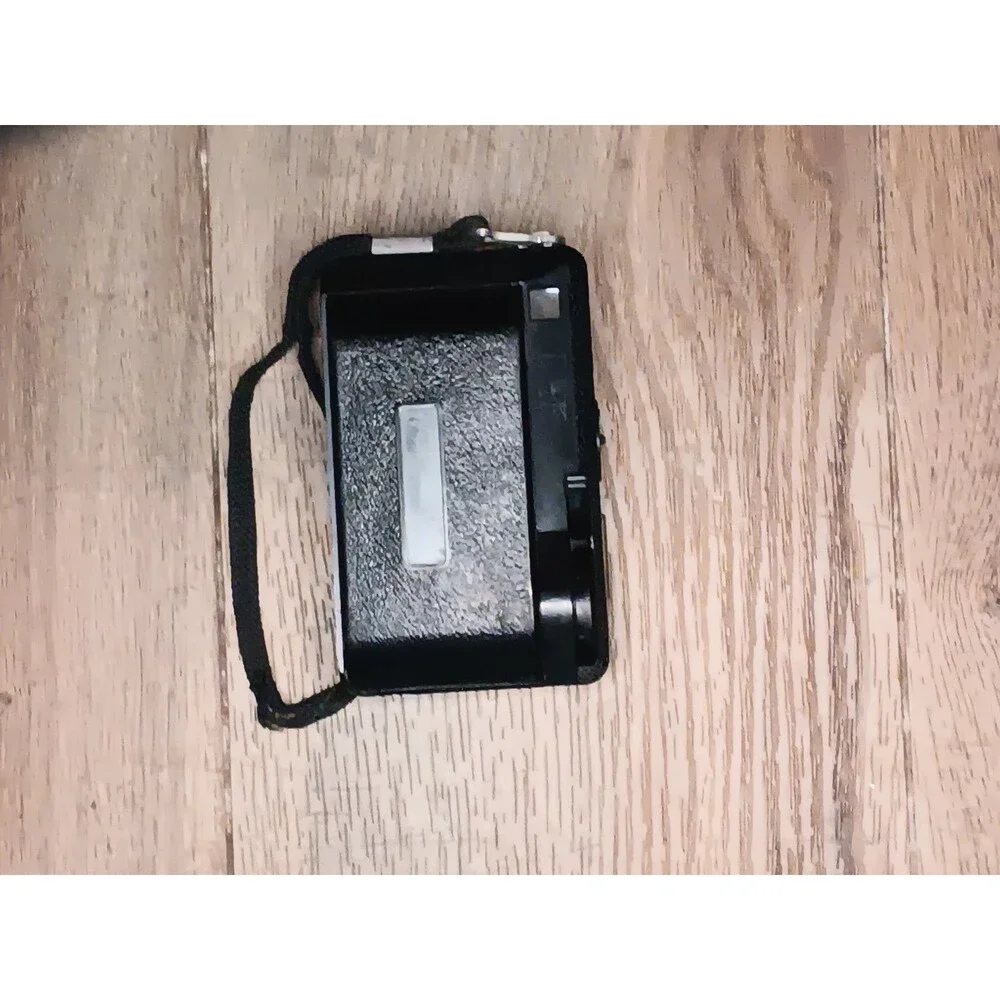 Kodak instamatic 66x point and shoot camera